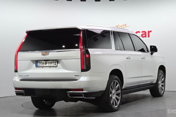 2021 Cadillac Escalade с пробегом 91 750 км