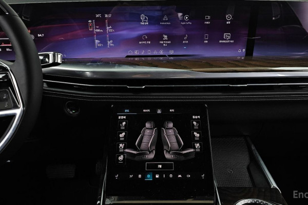 2025 Cadillac Escalade с пробегом 2 020 км