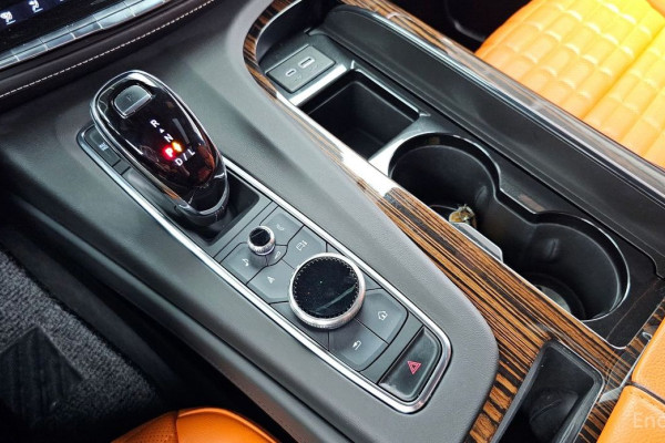 2022 Cadillac Escalade с пробегом 80 014 км