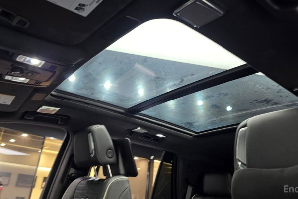 2021 Cadillac Escalade с пробегом 24 721 км