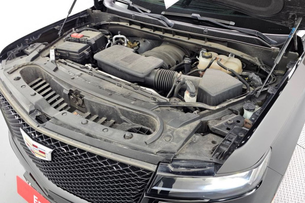 2021 Cadillac Escalade с пробегом 91 945 км