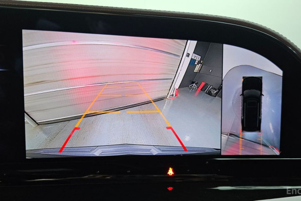 2024 Cadillac Escalade с пробегом 9 358 км