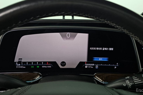 2021 Cadillac Escalade с пробегом 91 945 км