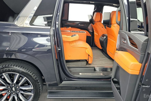 2022 Cadillac Escalade с пробегом 80 014 км