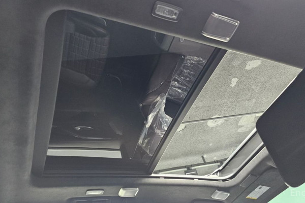 2024 Cadillac Escalade с пробегом 9 358 км