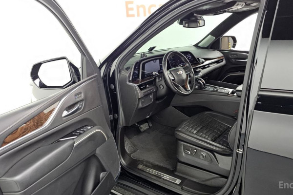 2021 Cadillac Escalade с пробегом 91 945 км