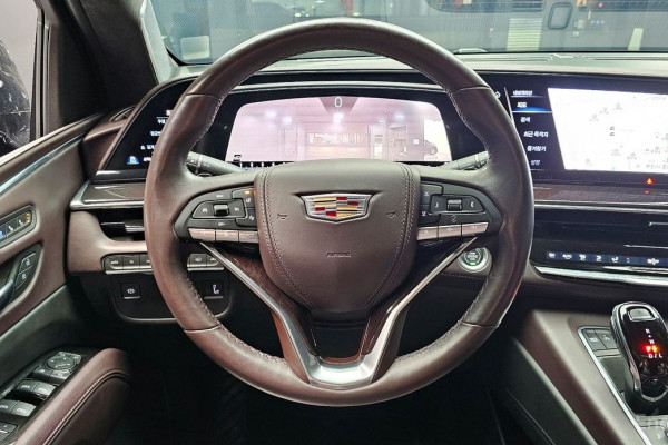 2021 Cadillac Escalade с пробегом 62 638 км