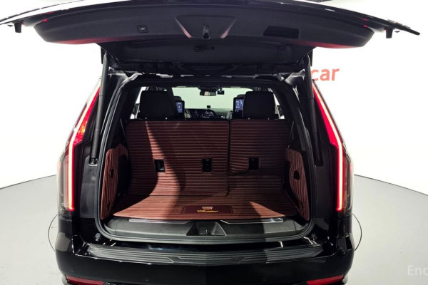 2021 Cadillac Escalade с пробегом 91 945 км