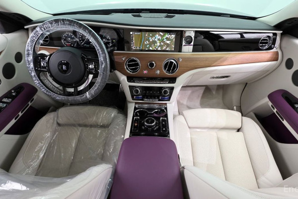 2023 Rolls-Royce Ghost с пробегом 7 213 км