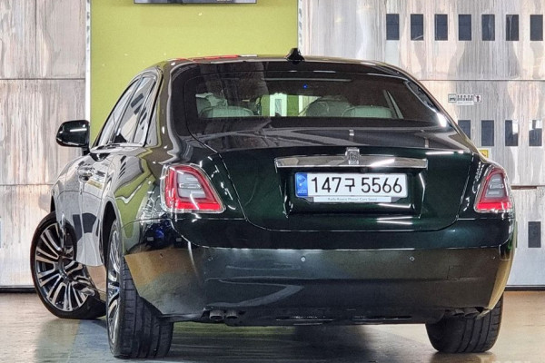 2021 Rolls-Royce Ghost с пробегом 5 300 км