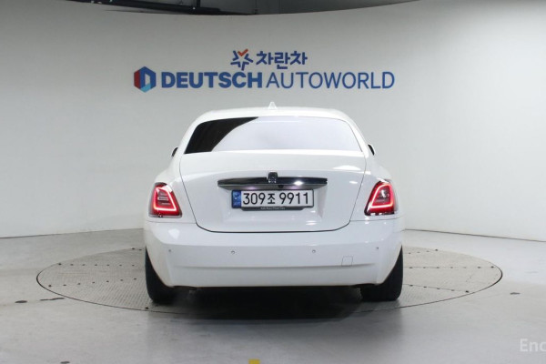 2021 Rolls-Royce Ghost с пробегом 44 810 км