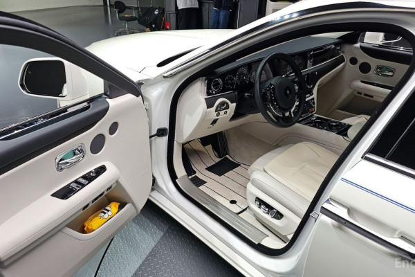 2021 Rolls-Royce Ghost с пробегом 8 945 км