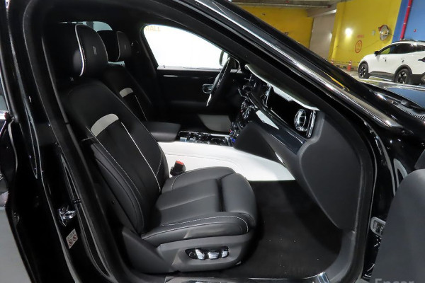2022 Rolls-Royce Ghost с пробегом 8 200 км