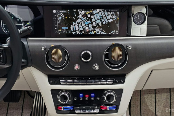 2021 Rolls-Royce Ghost с пробегом 8 945 км