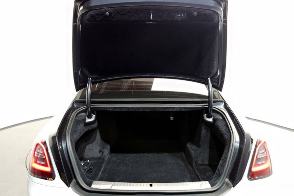 2021 Rolls-Royce Ghost с пробегом 31 019 км