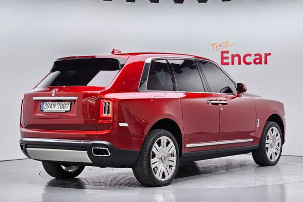 2023 Rolls-Royce Cullinan с пробегом 27 809 км