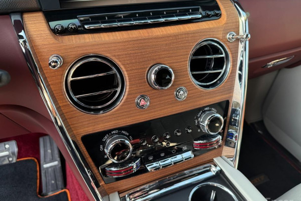 2020 Rolls-Royce Cullinan с пробегом 36 920 км