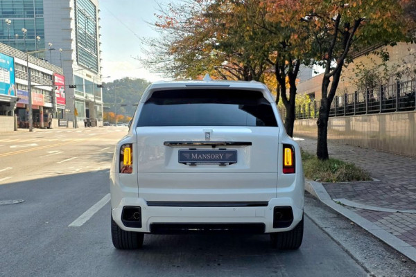 2025 Rolls-Royce Cullinan с пробегом 1 623 км