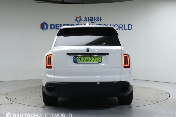 2024 Rolls-Royce Cullinan с пробегом 4 990 км