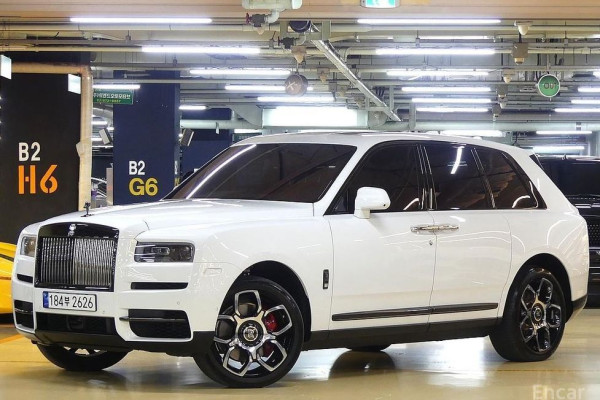 2023 Rolls-Royce Cullinan с пробегом 15 068 км