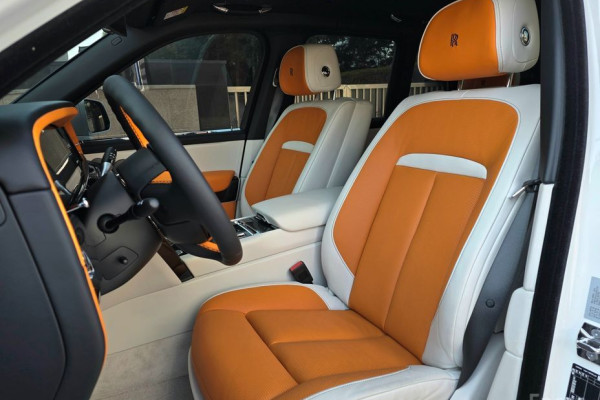 2025 Rolls-Royce Cullinan с пробегом 1 623 км