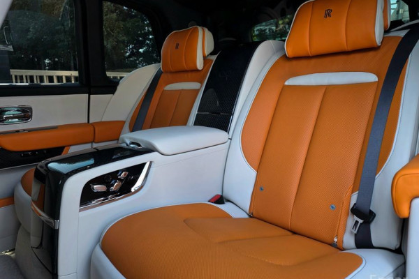 2025 Rolls-Royce Cullinan с пробегом 1 623 км