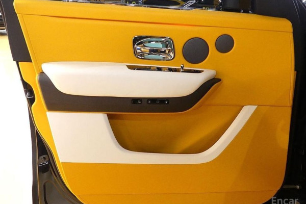 2023 Rolls-Royce Cullinan с пробегом 3 843 км