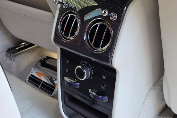 2025 Rolls-Royce Cullinan с пробегом 1 623 км