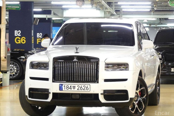 2023 Rolls-Royce Cullinan с пробегом 15 068 км