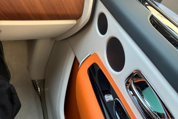 2025 Rolls-Royce Cullinan с пробегом 200 км