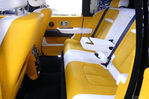 2023 Rolls-Royce Cullinan с пробегом 3 843 км