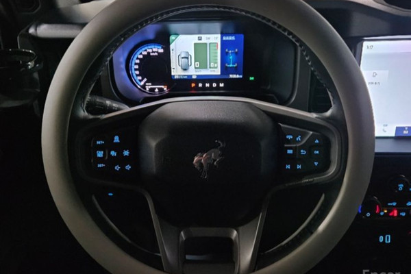 2023 Ford Bronco с пробегом 7 938 км