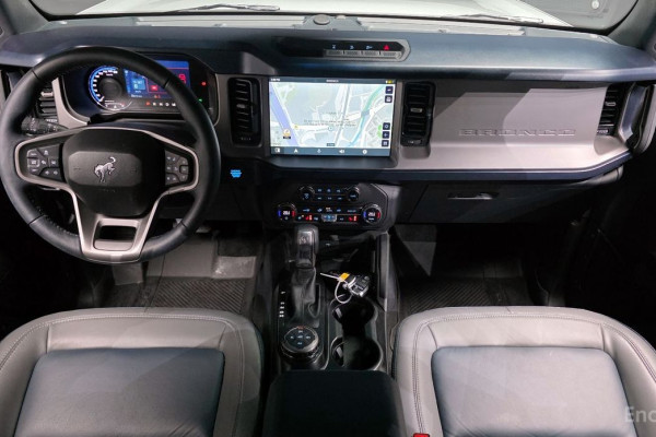 2023 Ford Bronco с пробегом 25 074 км