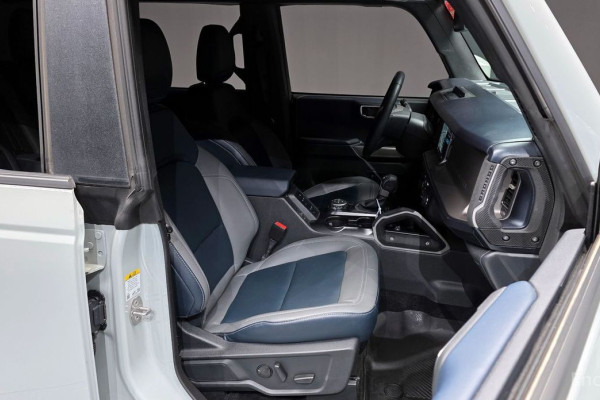 2023 Ford Bronco с пробегом 25 074 км