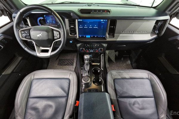 2022 Ford Bronco с пробегом 27 312 км