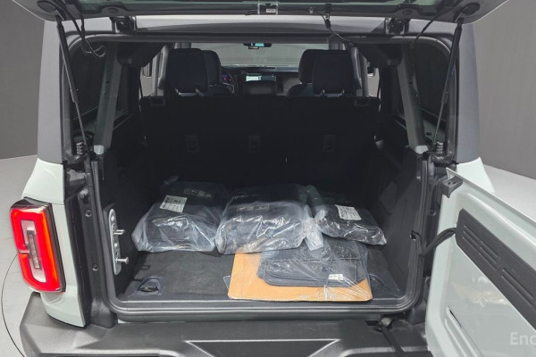 2023 Ford Bronco с пробегом 25 074 км