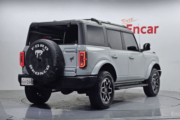 2023 Ford Bronco с пробегом 30 837 км