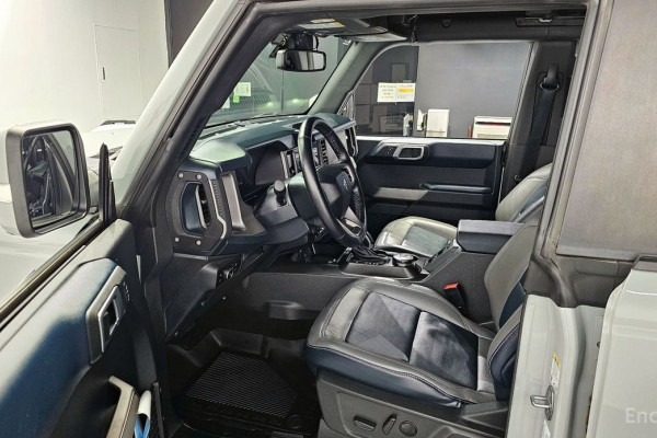 2023 Ford Bronco с пробегом 30 837 км