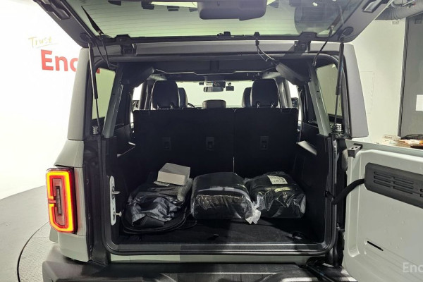 2023 Ford Bronco с пробегом 30 837 км