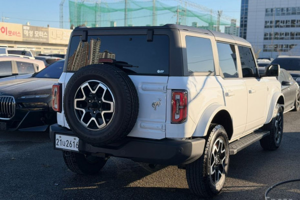 2024 Ford Bronco с пробегом 6 947 км