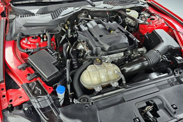 2022 Ford Mustang с пробегом 47 457 км