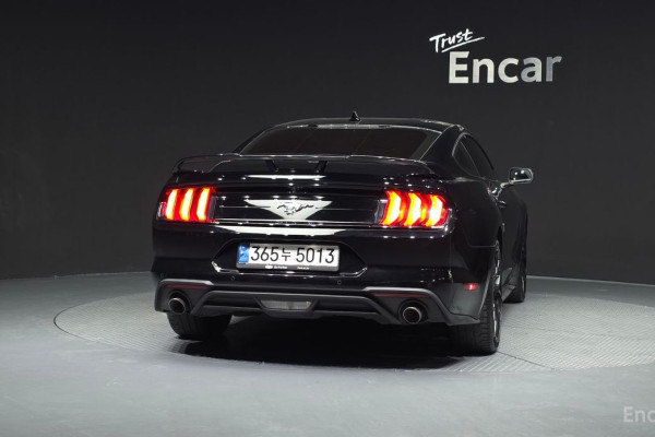 2022 Ford Mustang с пробегом 36 323 км