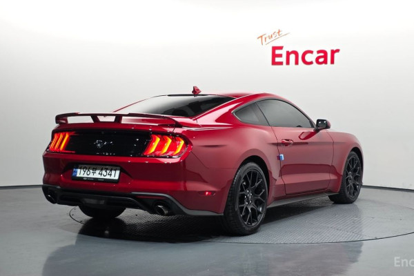 2023 Ford Mustang с пробегом 44 150 км