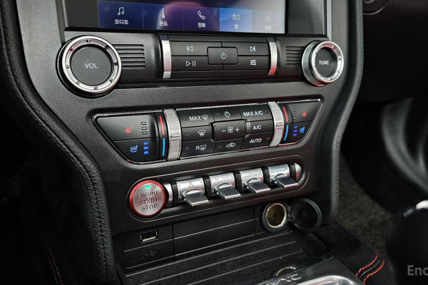 2022 Ford Mustang с пробегом 47 457 км