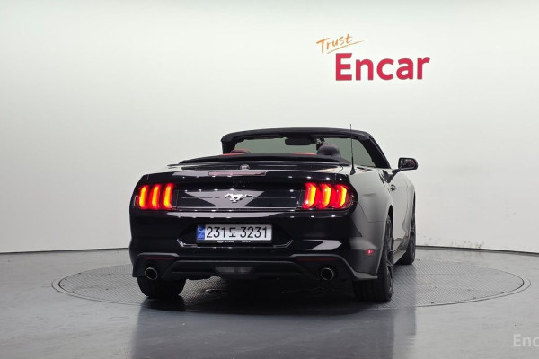 2023 Ford Mustang с пробегом 15 157 км