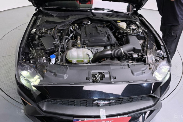 2023 Ford Mustang с пробегом 15 157 км