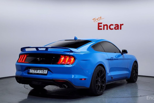 2022 Ford Mustang с пробегом 70 938 км