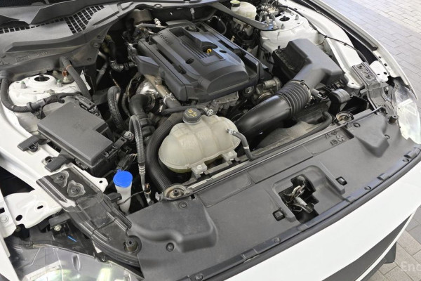 2023 Ford Mustang с пробегом 53 357 км