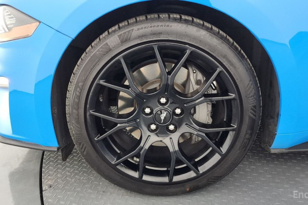 2022 Ford Mustang с пробегом 70 938 км