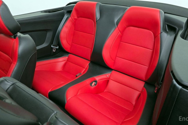 2023 Ford Mustang с пробегом 15 157 км